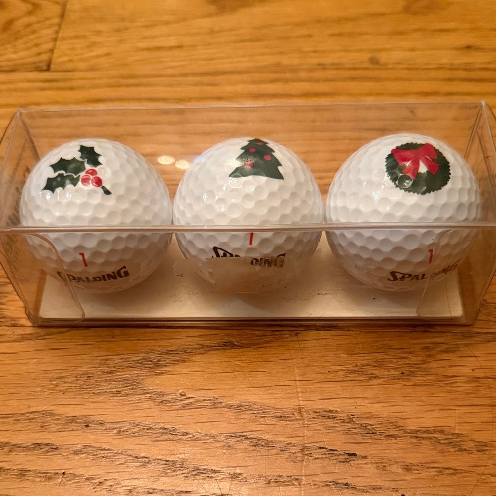 Spalding White Golf Balls with Holiday Christmas Designs